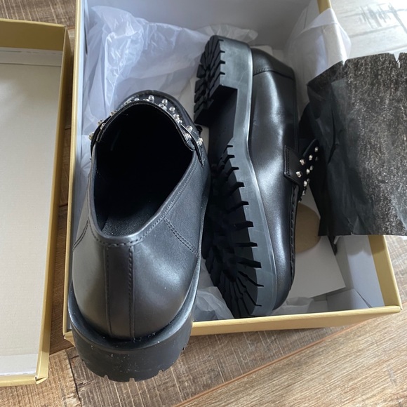 ❌SOLD❌ Michael Kors black leather studded loafers - Picture 4 of 6